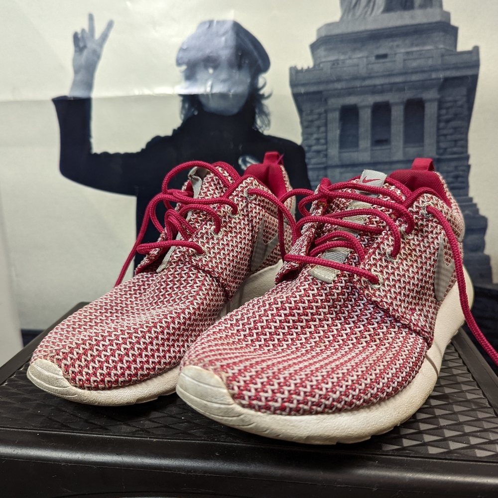Nike Knit Sneakers Women's 8